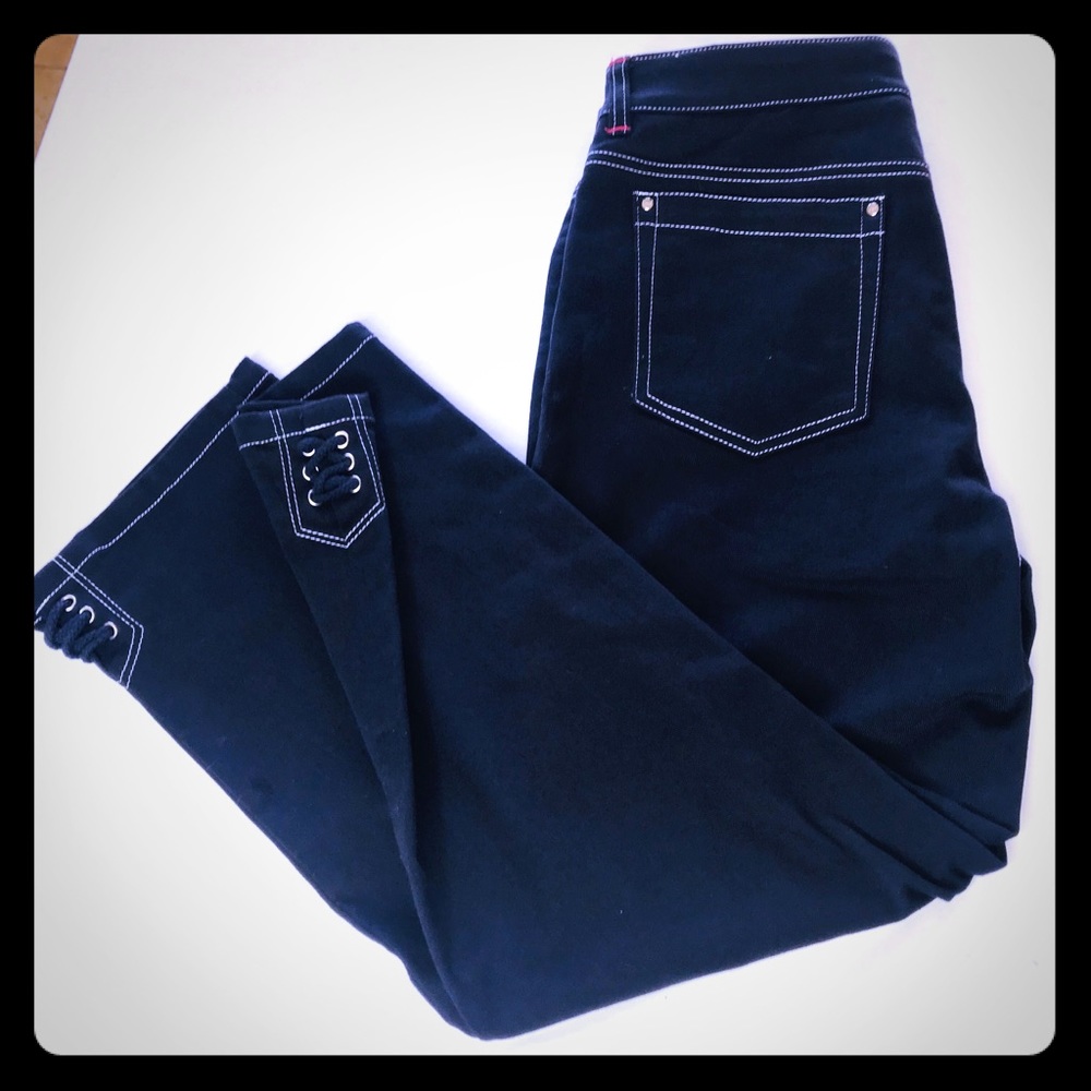 Jones New York signature shape denim capris